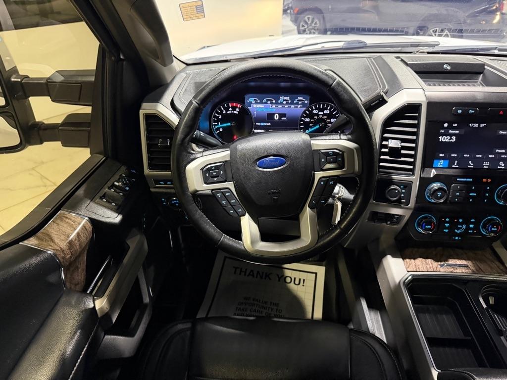 Ford F-250 SD Lariat Crew Cab 4WD 2019