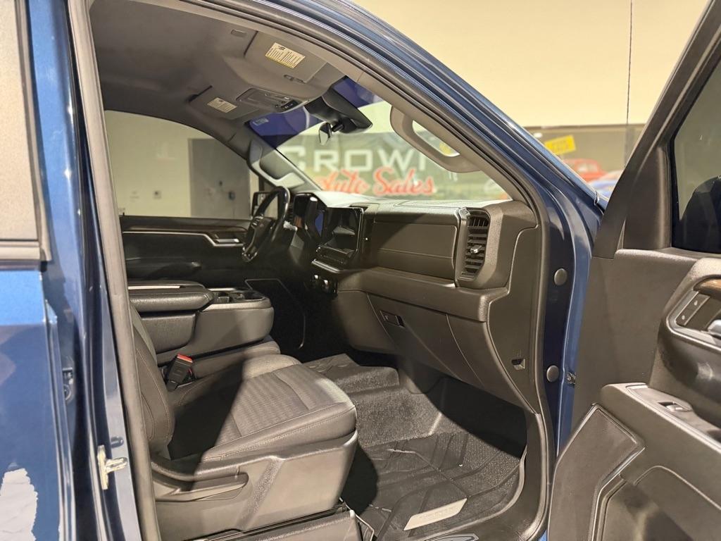 Chevrolet Silverado 1500 LT Crew Cab 2WD 2022