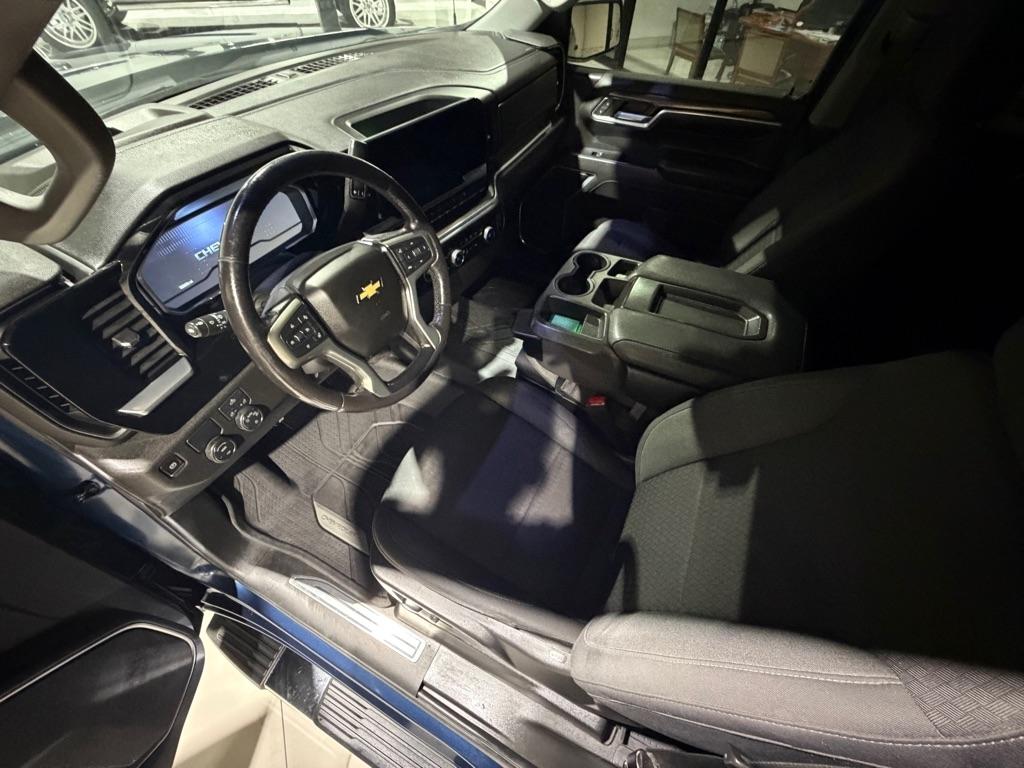 Chevrolet Silverado 1500 LT Crew Cab 2WD 2022