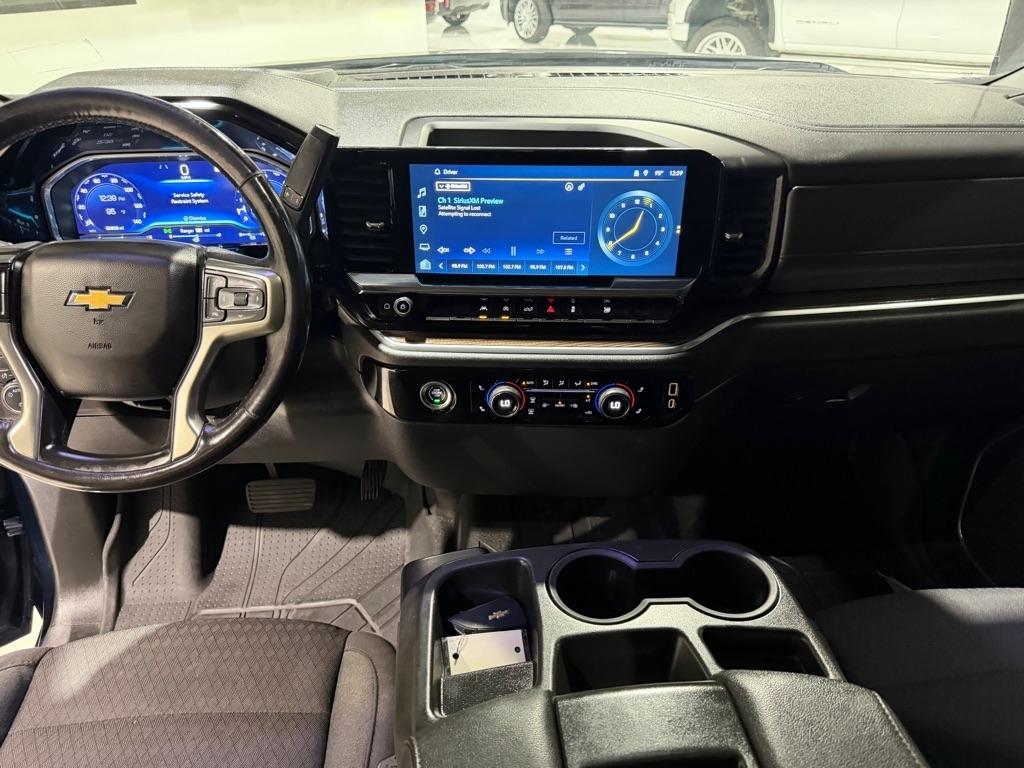 Chevrolet Silverado 1500 LT Crew Cab 2WD 2022