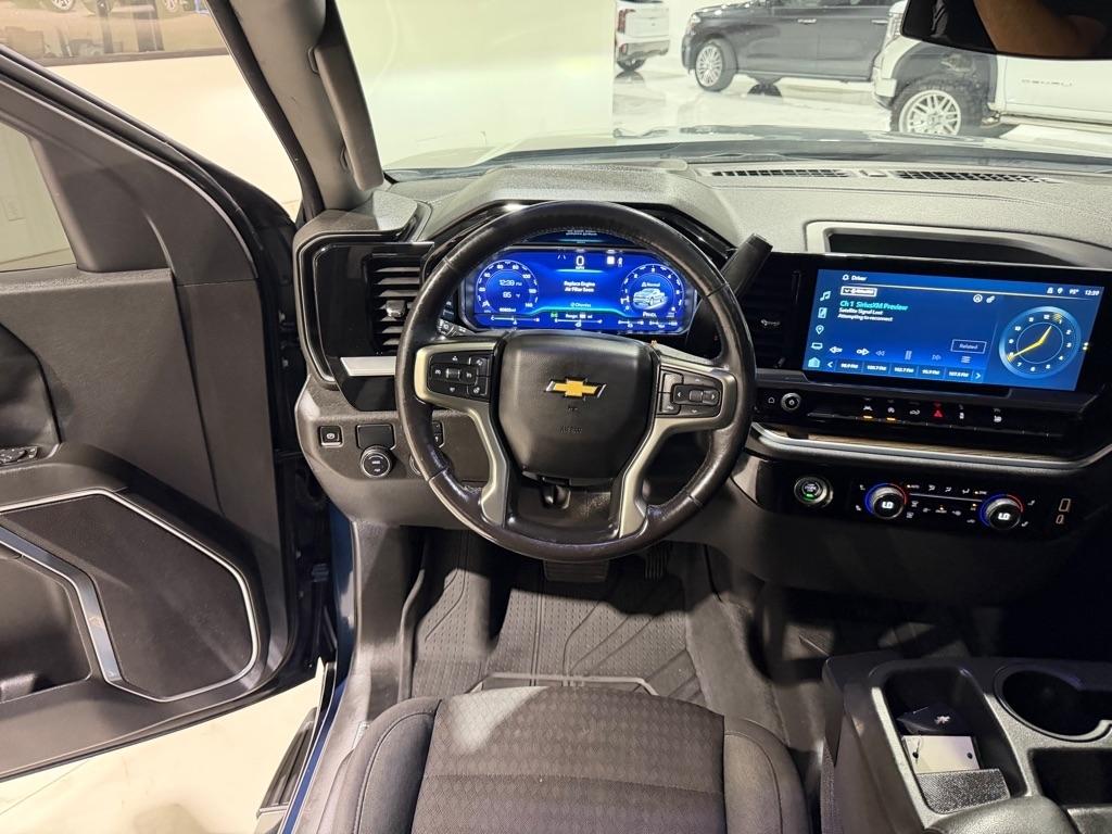 Chevrolet Silverado 1500 LT Crew Cab 2WD 2022