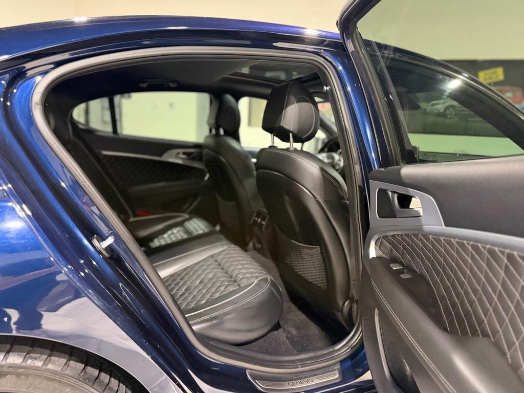Genesis G70 3.3T Design 2020