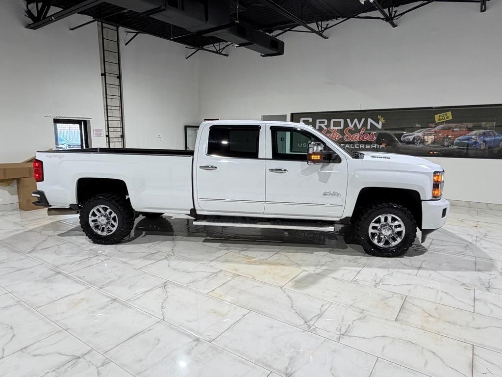 Chevrolet Silverado 3500HD LTZ Crew Cab 4WD 2018