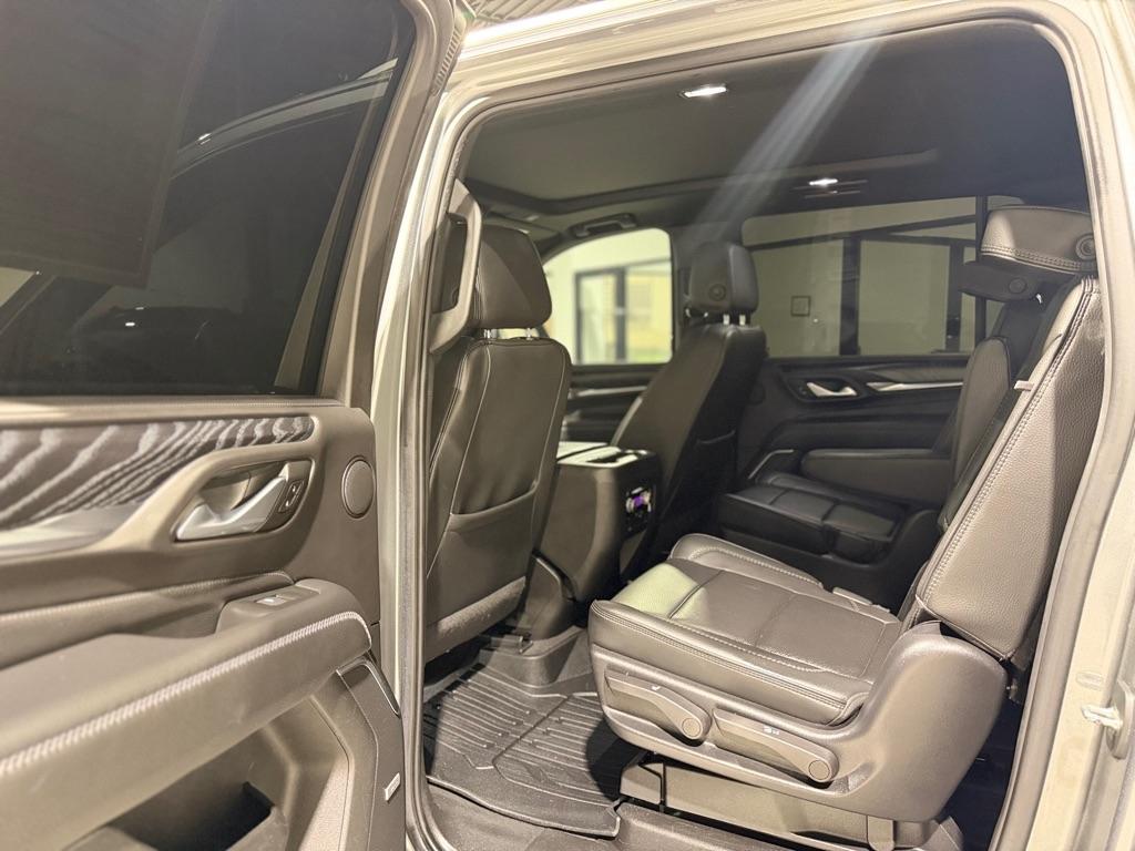 GMC Yukon XL Denali 2WD 2022