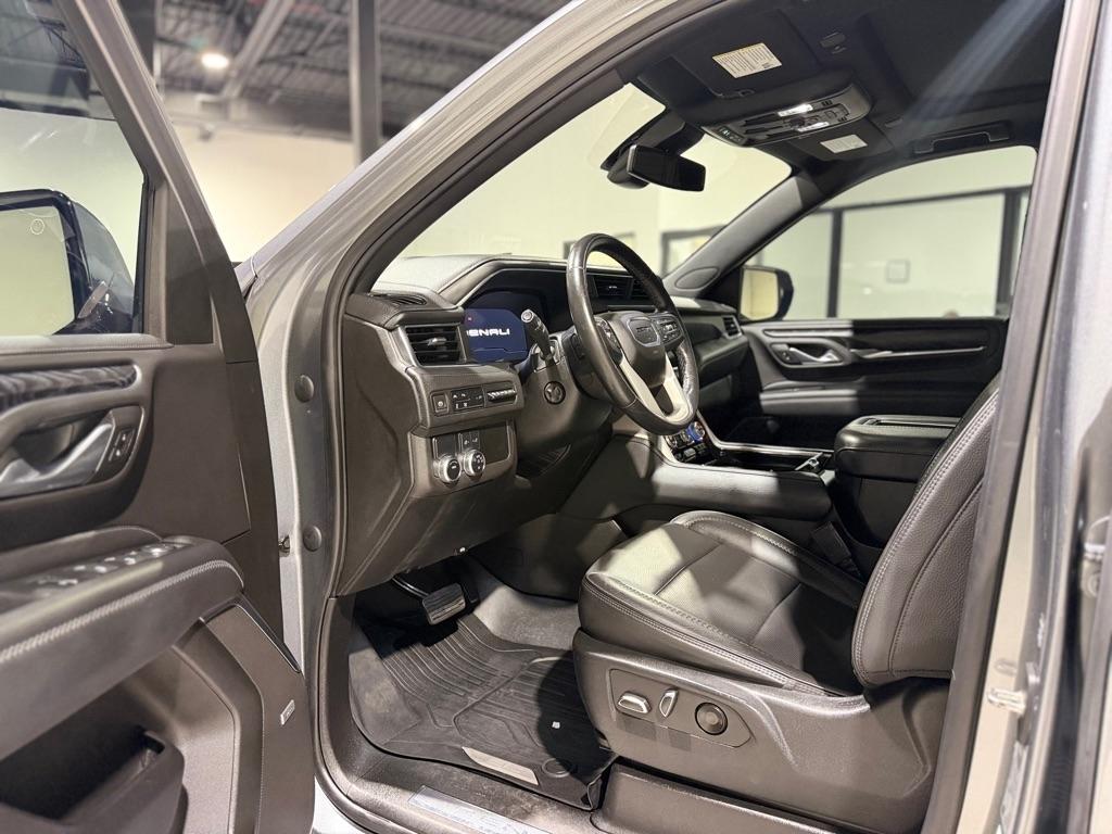 GMC Yukon XL Denali 2WD 2022