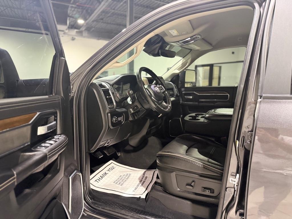 RAM 2500 Laramie Crew Cab SWB 4WD 2024