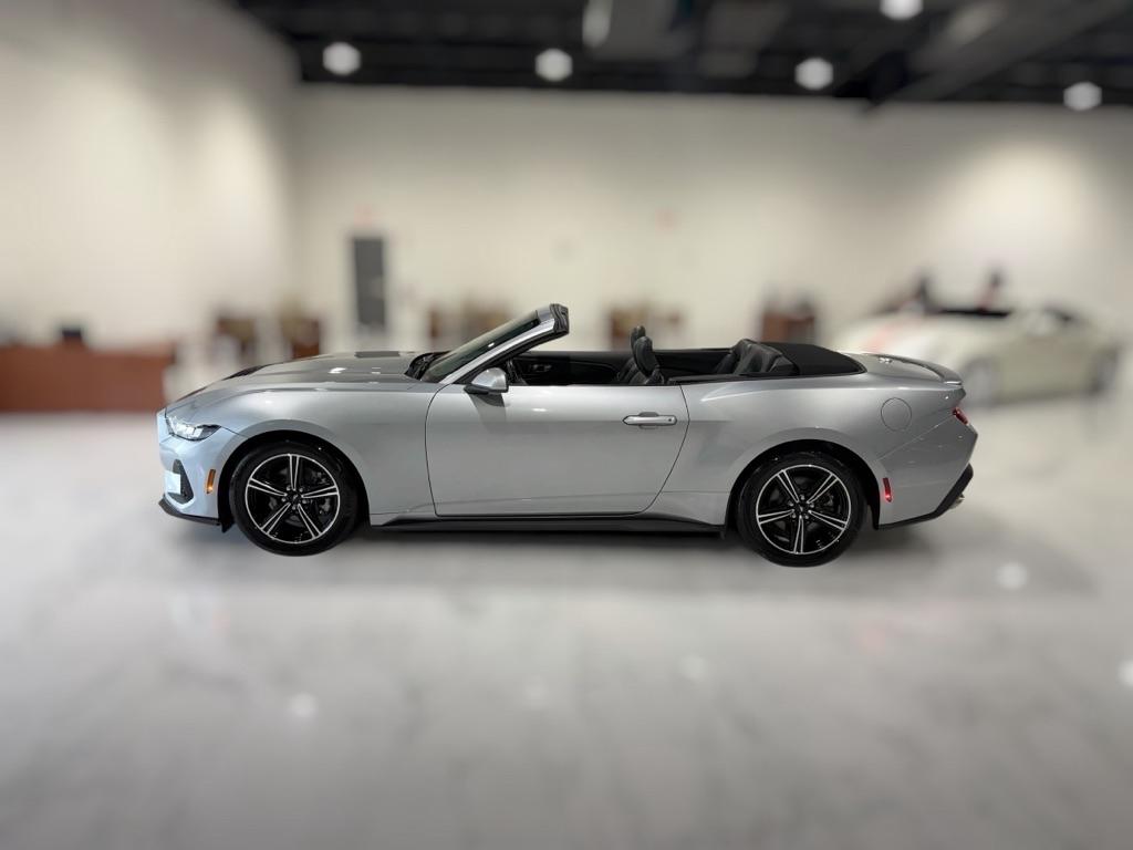 Ford Mustang EcoBoost Premium Convertible 2025
