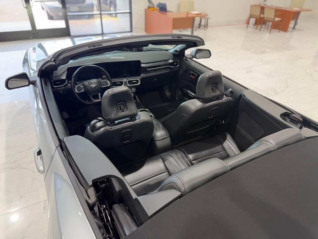 Ford Mustang EcoBoost Premium Convertible 2025