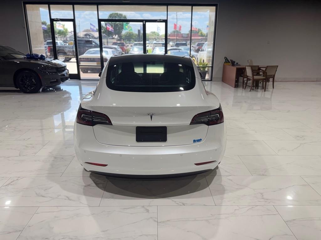 Tesla Model 3 Standard Range Plus 2021