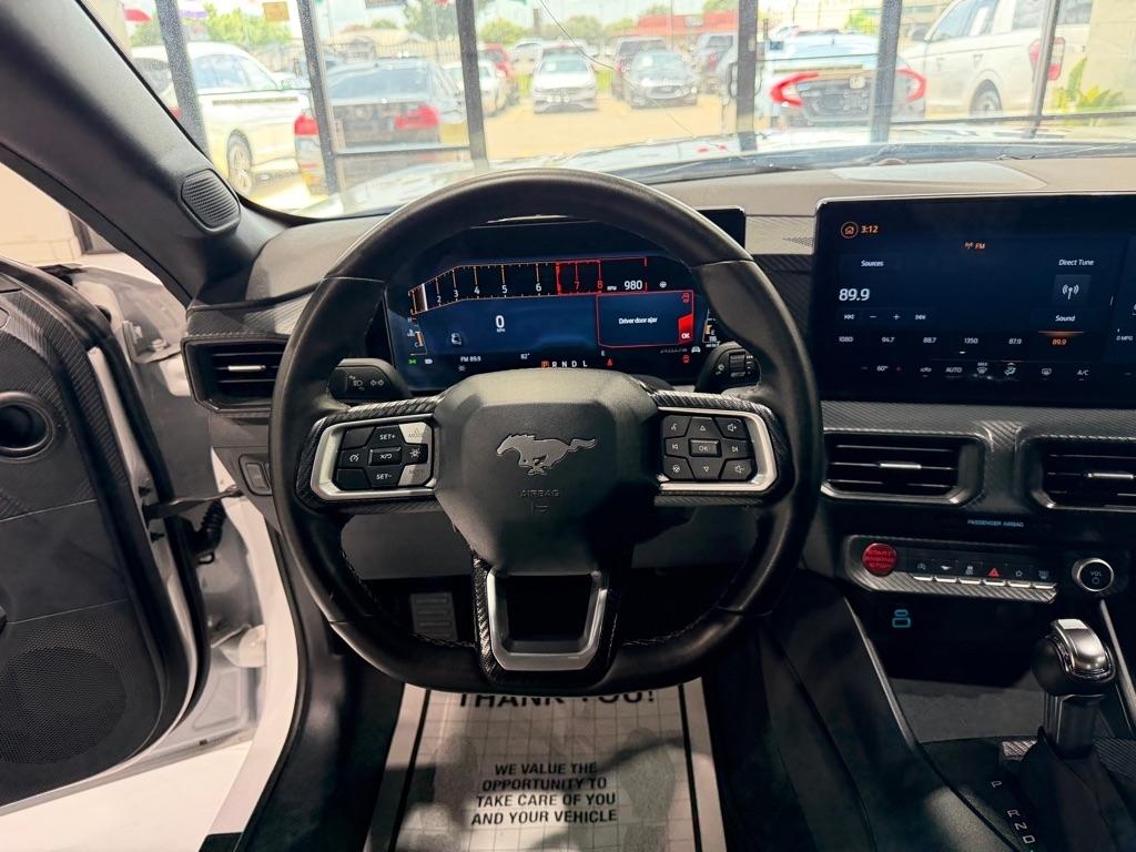 Ford Mustang EcoBoost Coupe 2024
