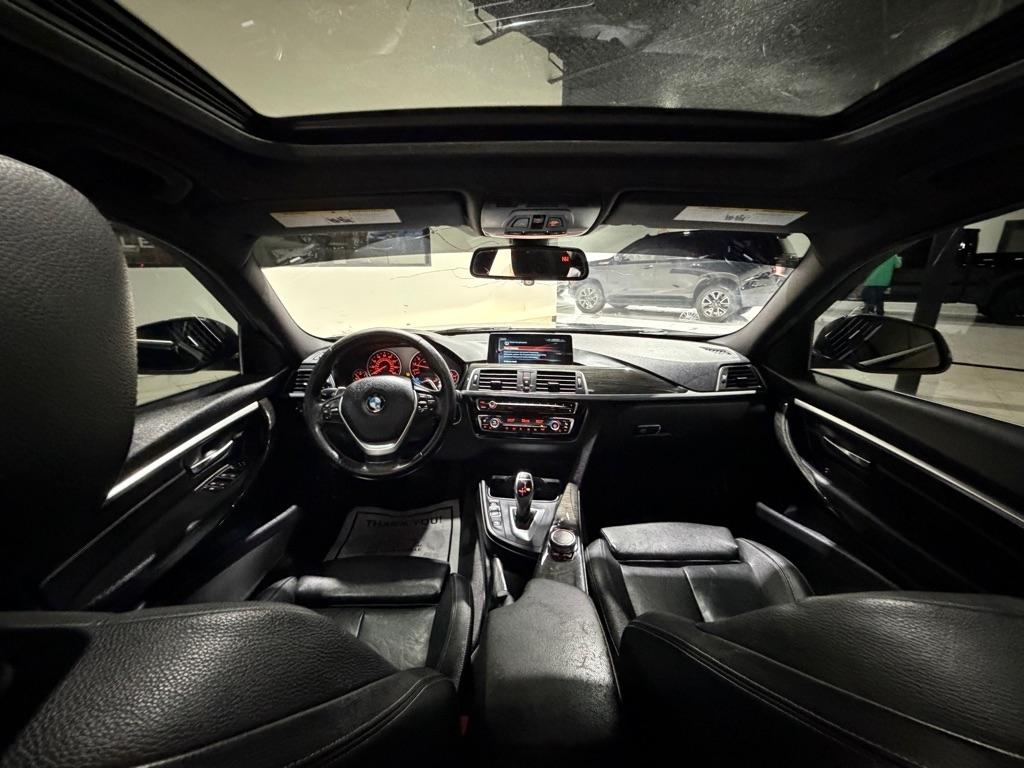 BMW 3-Series 330i SULEV Sedan 2017