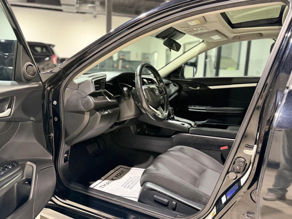 Honda Civic EX-T Sedan CVT 2019