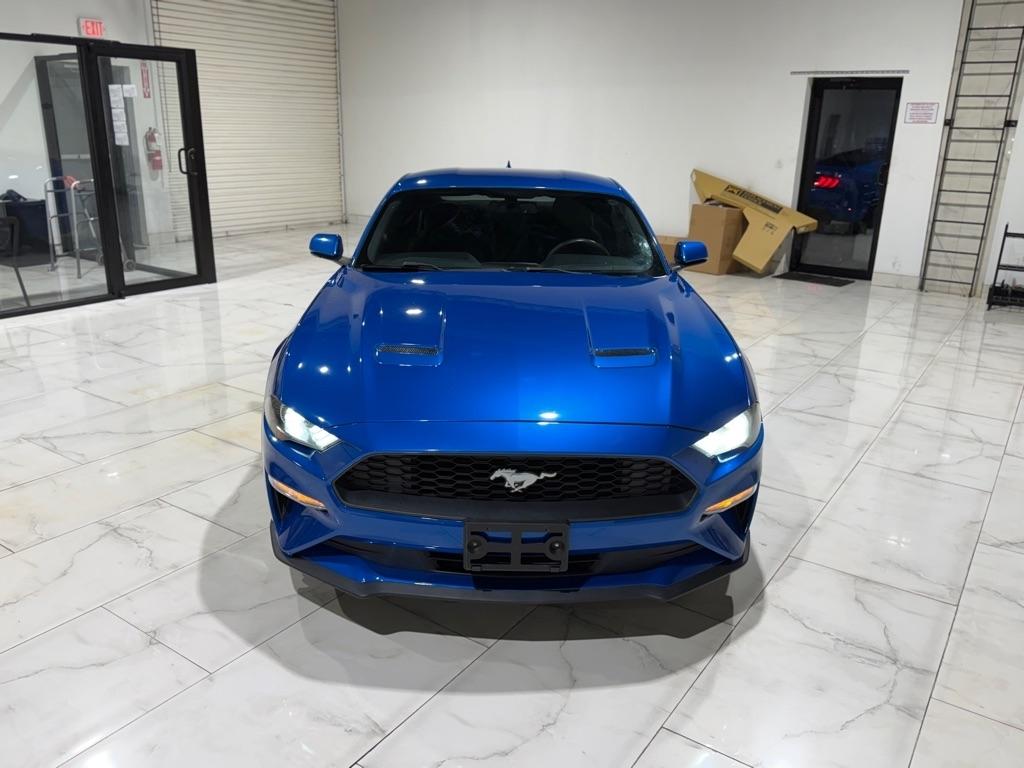 Ford Mustang EcoBoost Coupe 2020