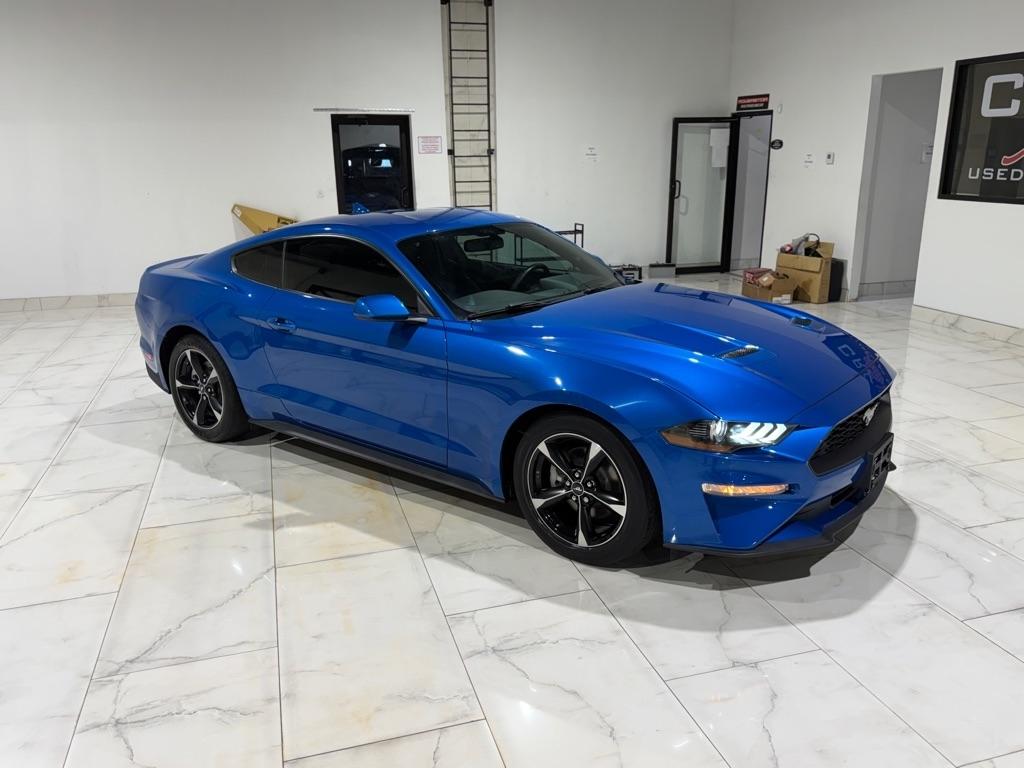 Ford Mustang EcoBoost Coupe 2020