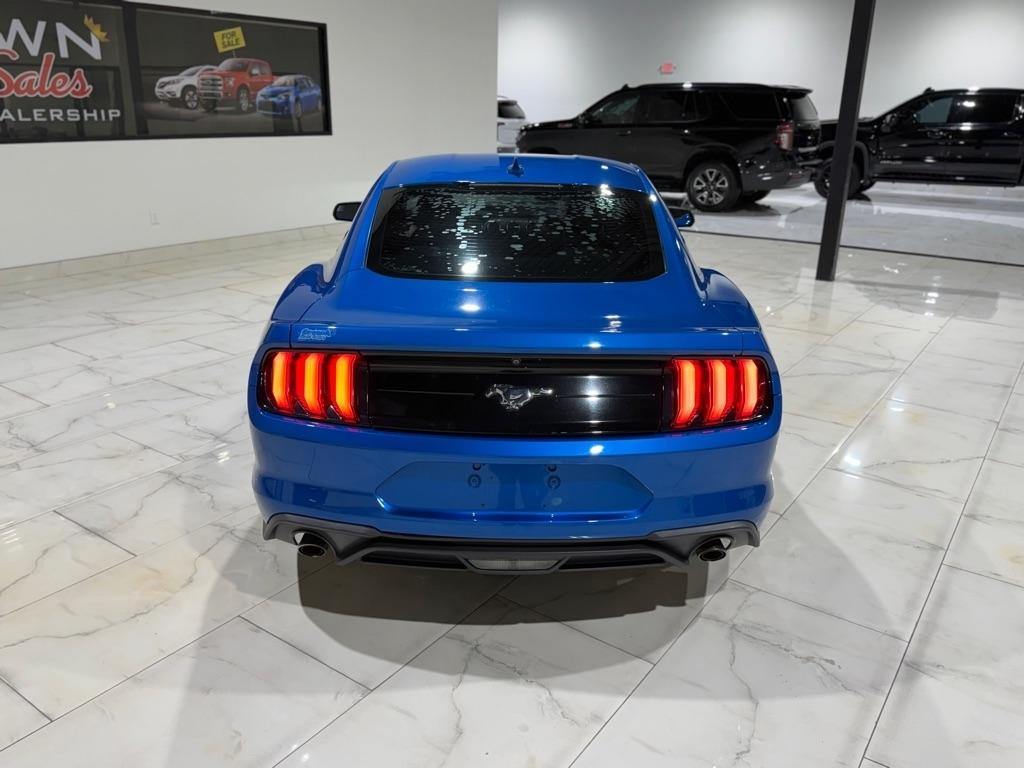 Ford Mustang EcoBoost Coupe 2020