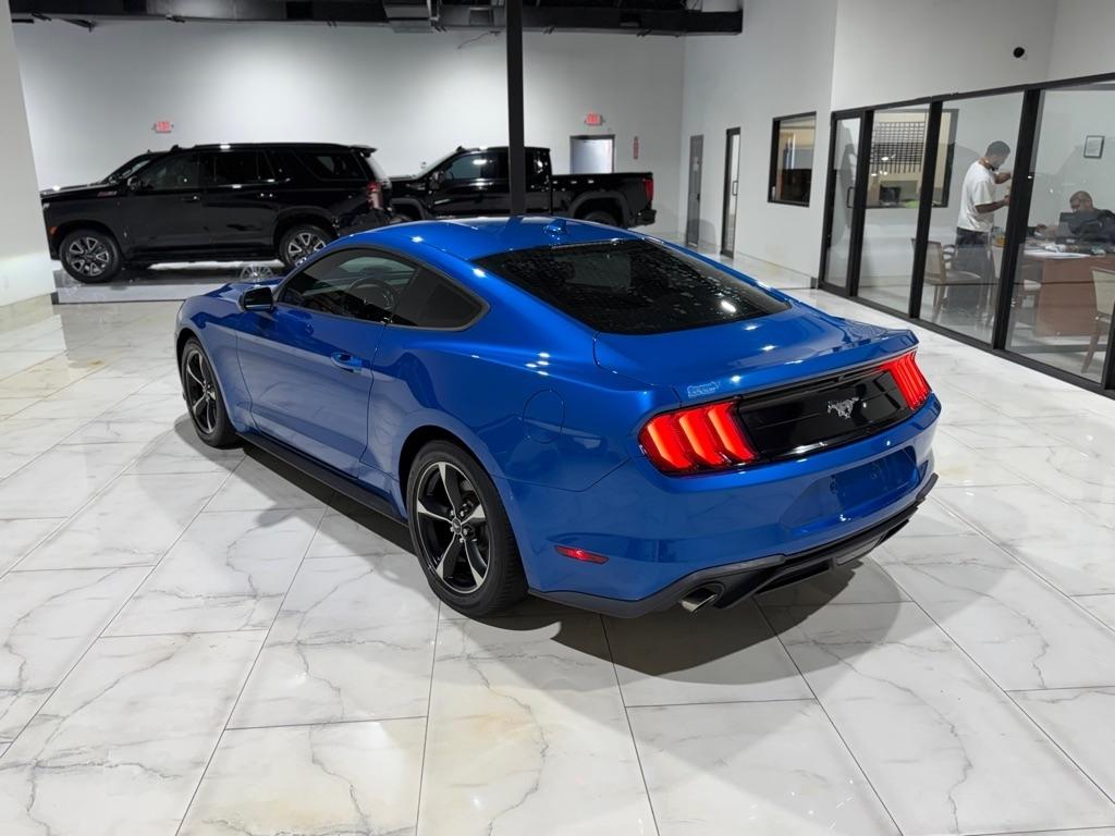 Ford Mustang EcoBoost Coupe 2020