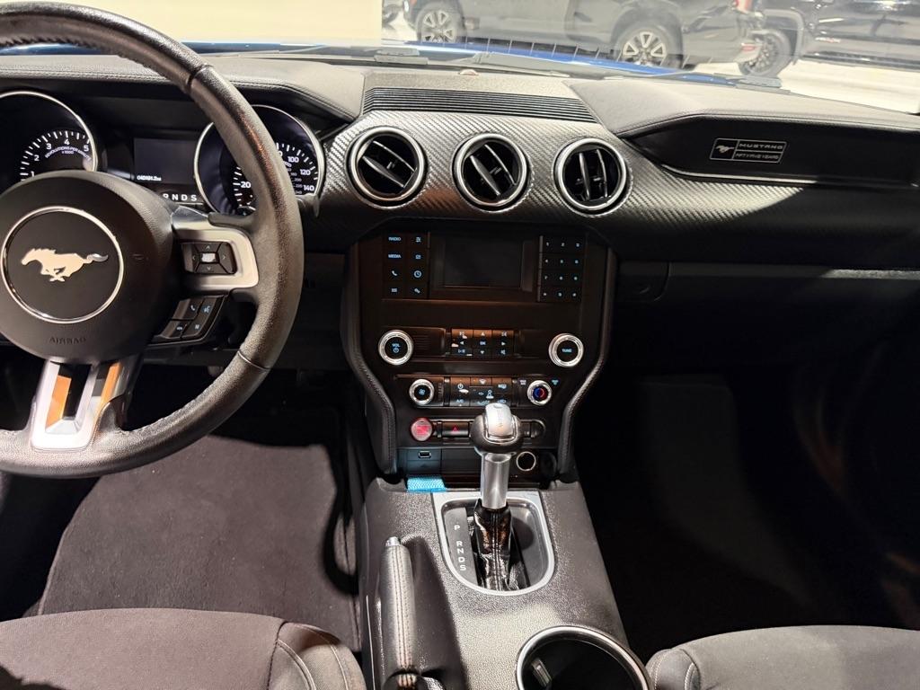 Ford Mustang EcoBoost Coupe 2020