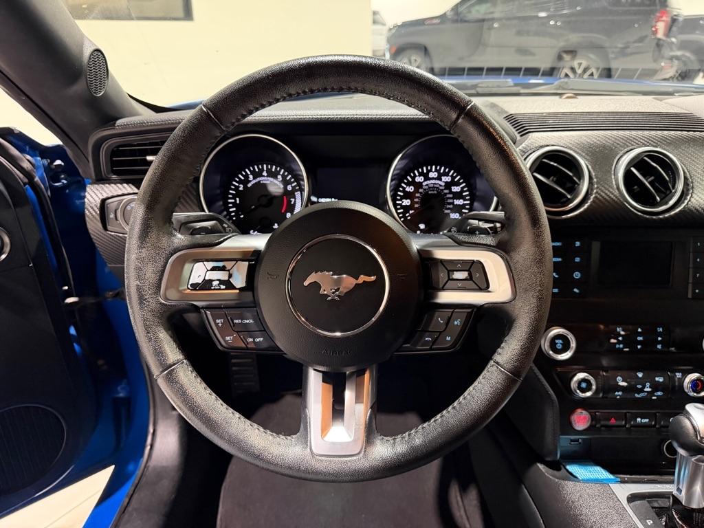 Ford Mustang EcoBoost Coupe 2020