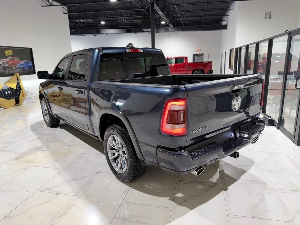 RAM 1500 Laramie Crew Cab SWB 2WD 2021