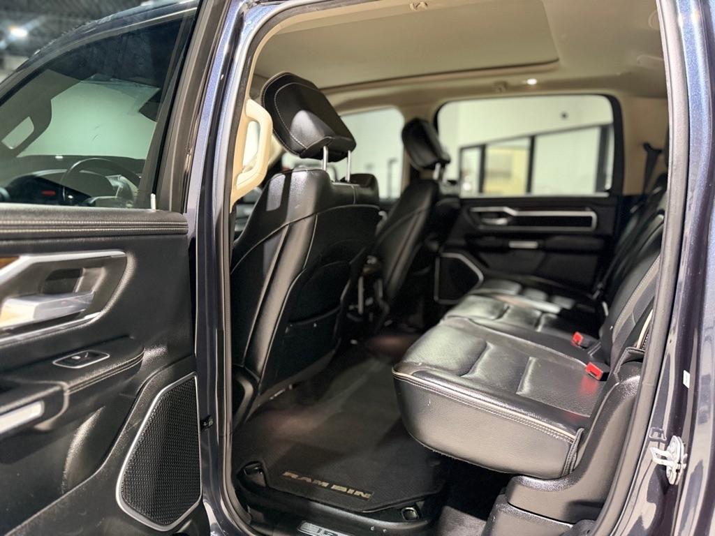 RAM 1500 Laramie Crew Cab SWB 2WD 2021