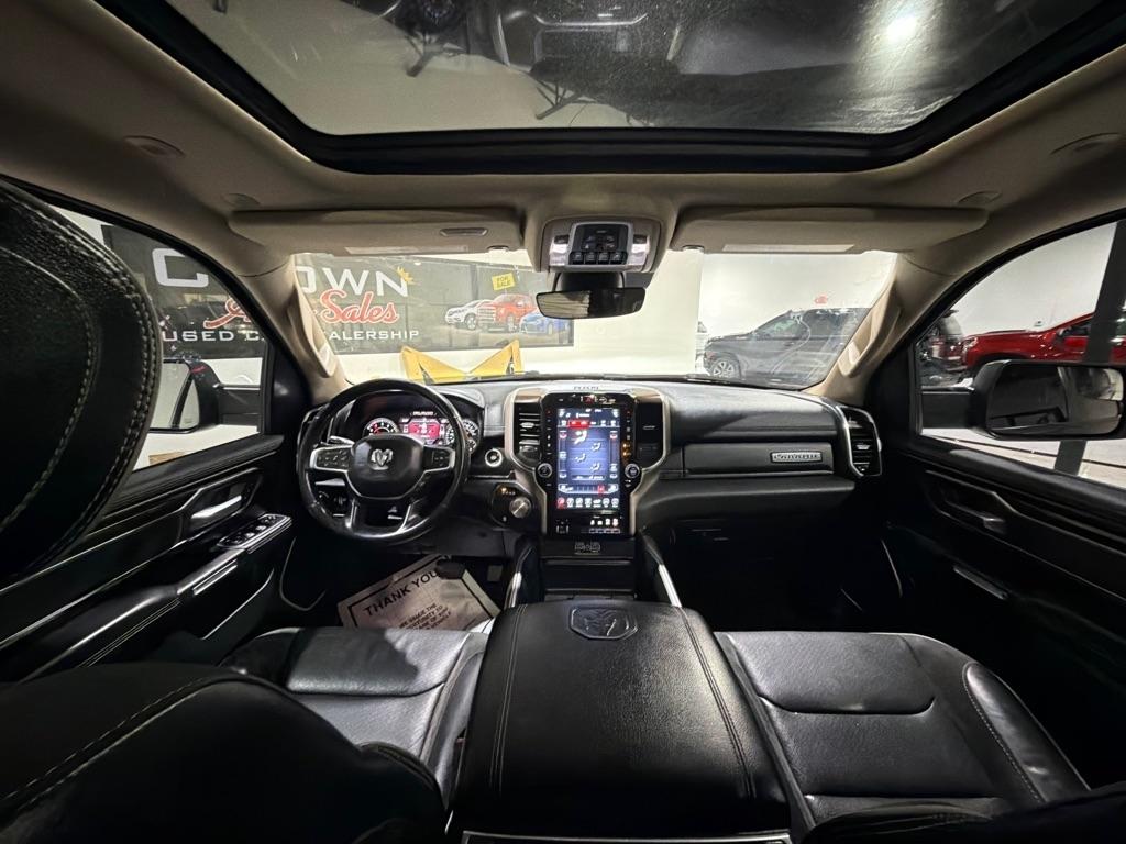 RAM 1500 Laramie Crew Cab SWB 2WD 2021
