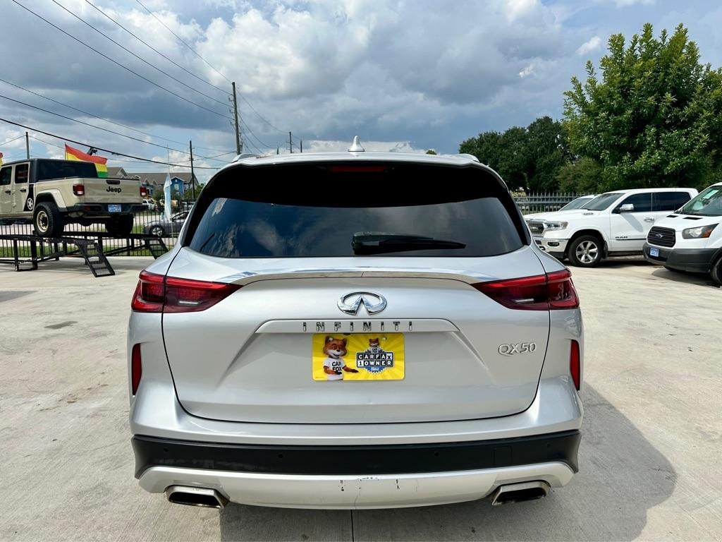 Infiniti QX50 LUXE 2021