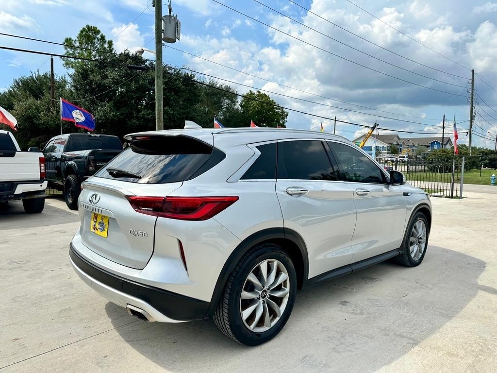 Infiniti QX50 LUXE 2021