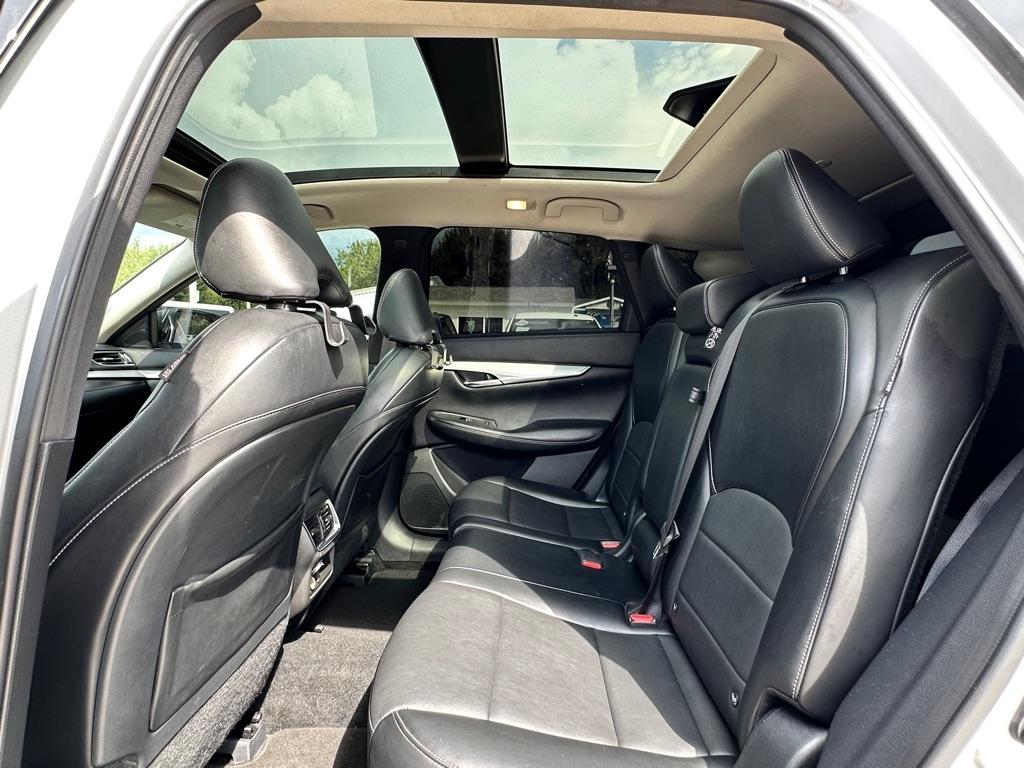 Infiniti QX50 LUXE 2021