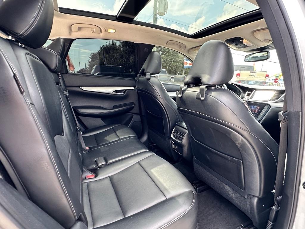 Infiniti QX50 LUXE 2021