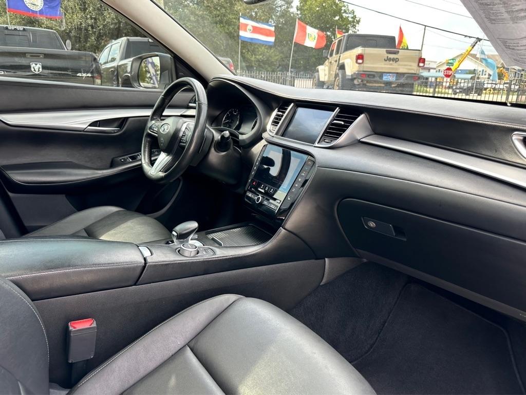 Infiniti QX50 LUXE 2021