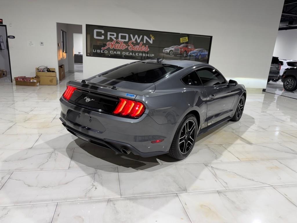 Ford Mustang EcoBoost Coupe 2021