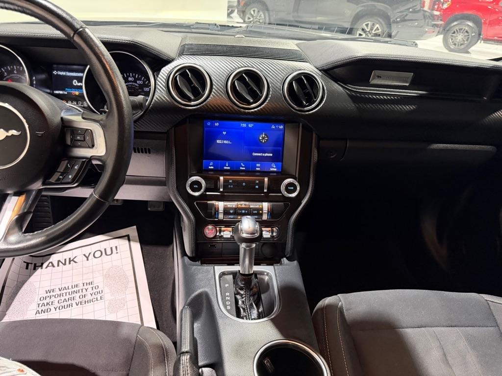Ford Mustang EcoBoost Coupe 2021