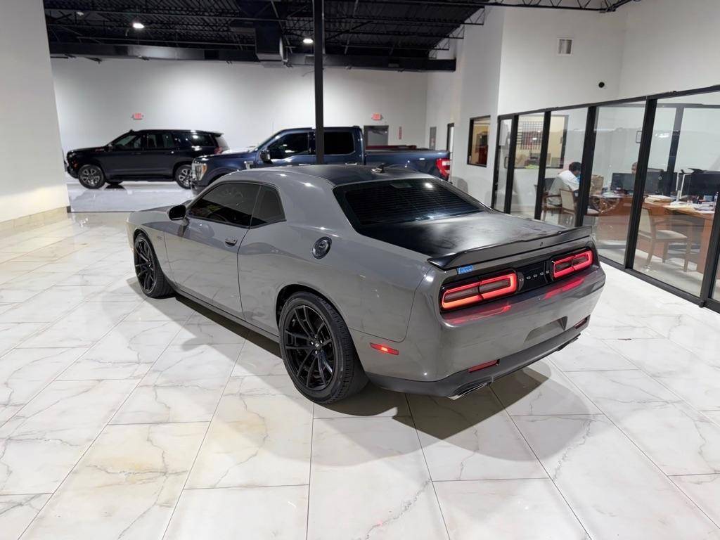 Dodge Challenger R/T SCAT Pack 2023