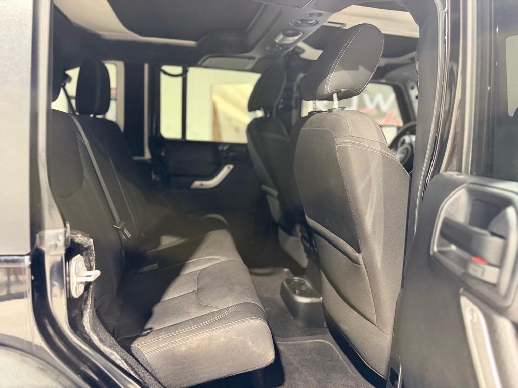 Jeep Wrangler Unlimited Rubicon 4WD 2016