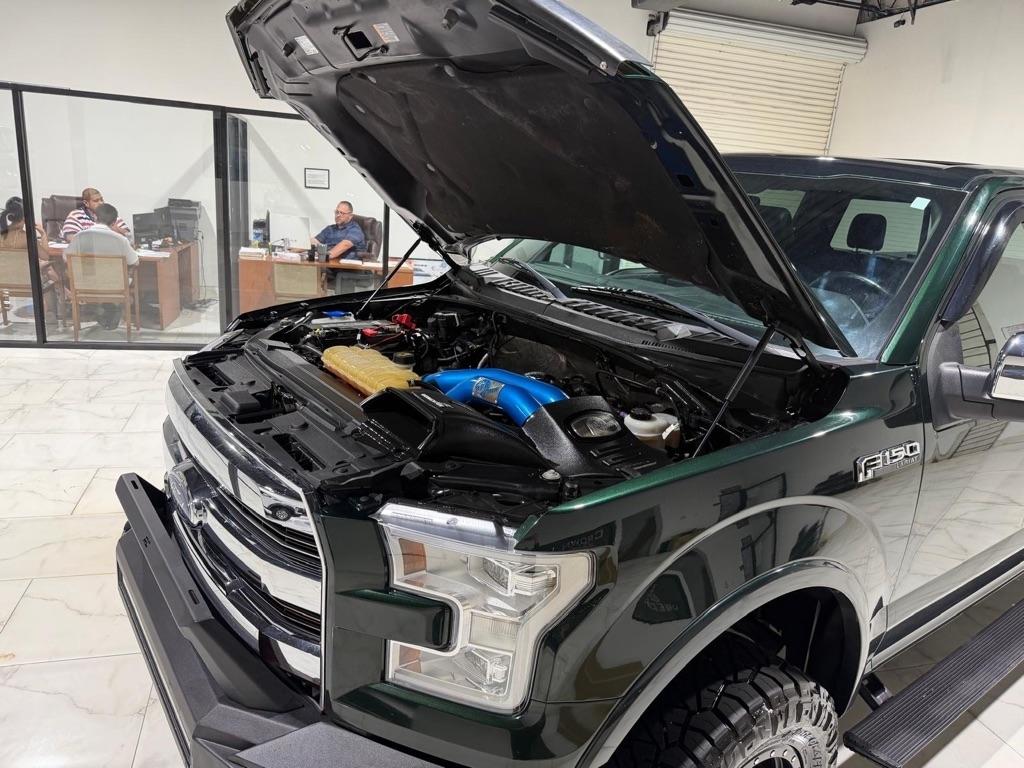 Ford F-150 Lariat SuperCrew 5.5-ft. Bed 4WD 2016