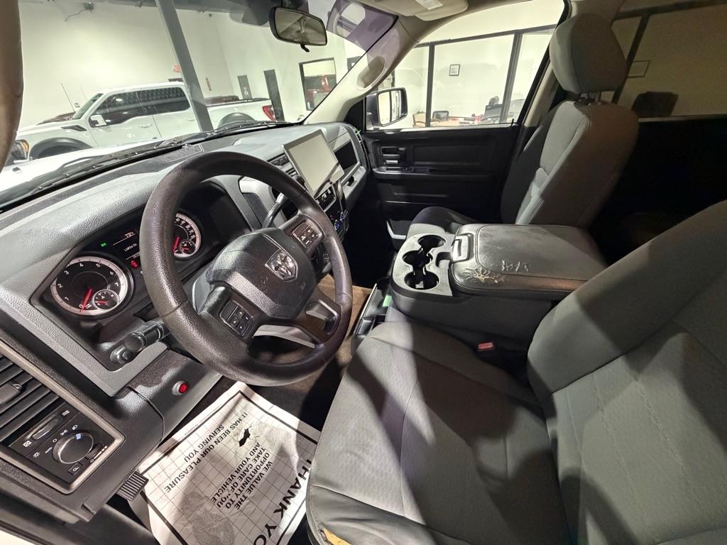 RAM 1500 Tradesman Crew Cab LWB 4WD 2013