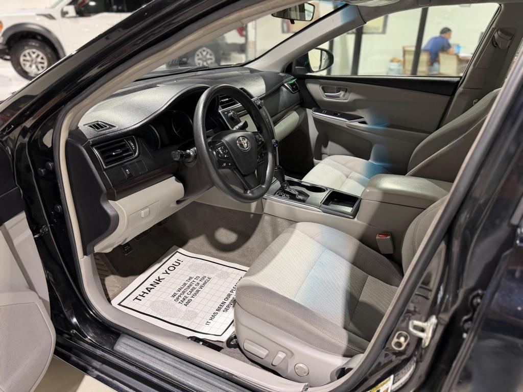 Toyota Camry LE 2017