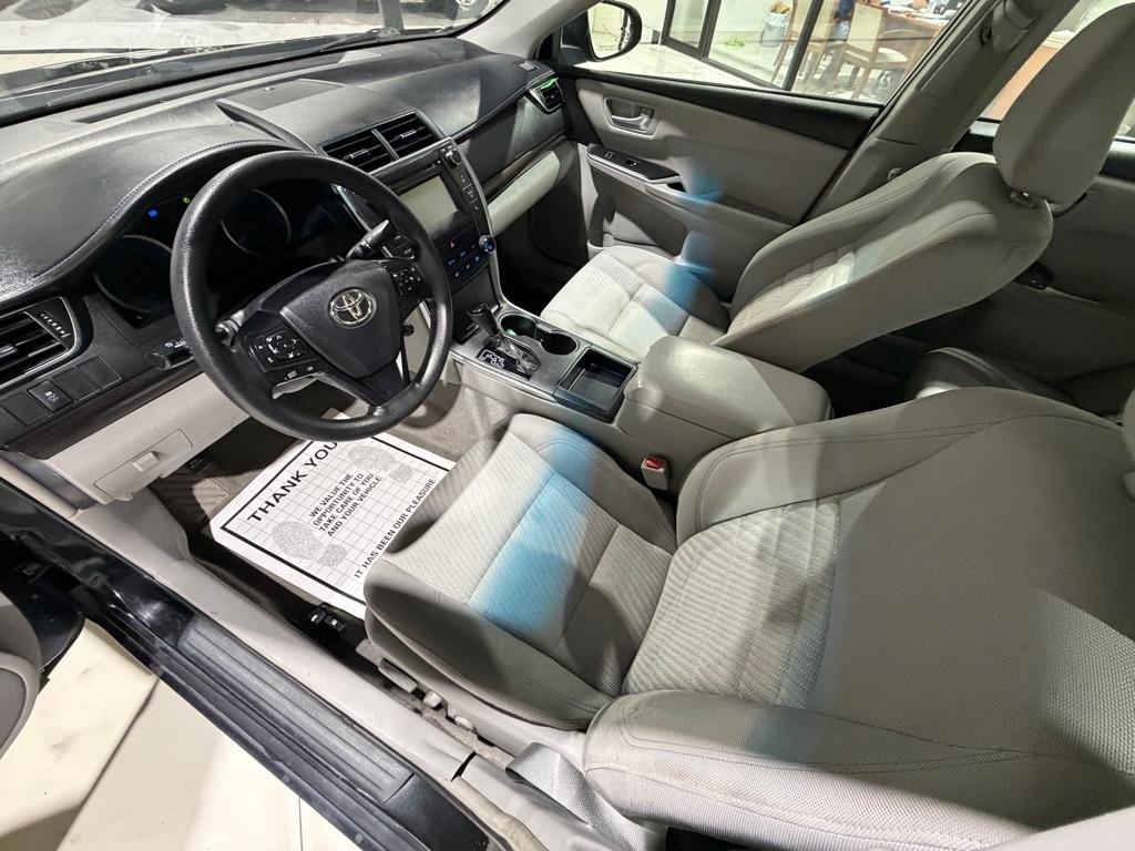 Toyota Camry LE 2017