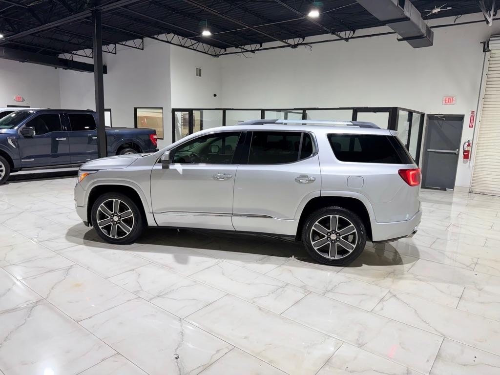 GMC Acadia Denali 2019