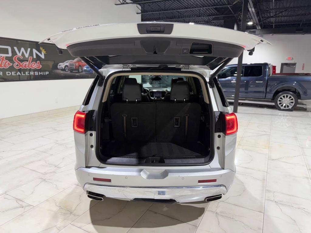 GMC Acadia Denali 2019