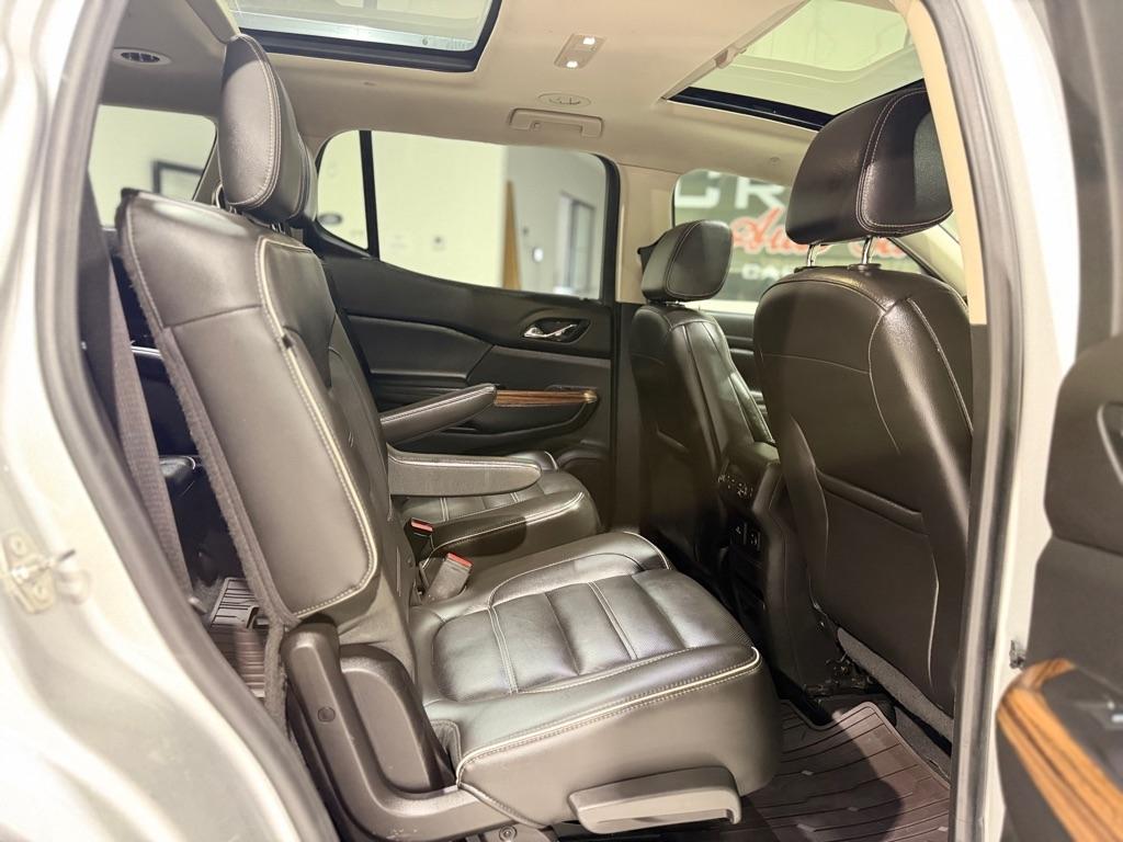 GMC Acadia Denali 2019