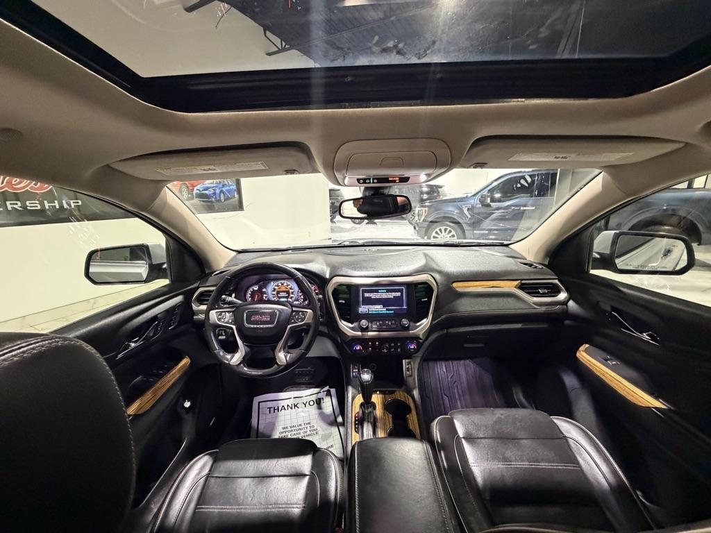 GMC Acadia Denali 2019