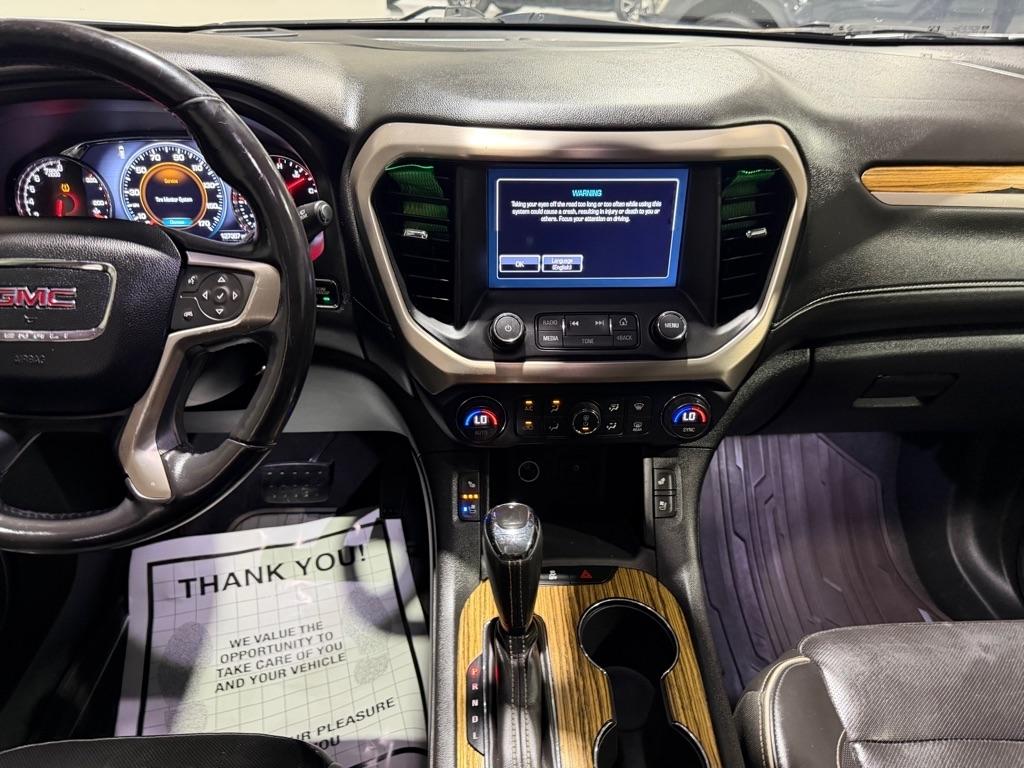 GMC Acadia Denali 2019
