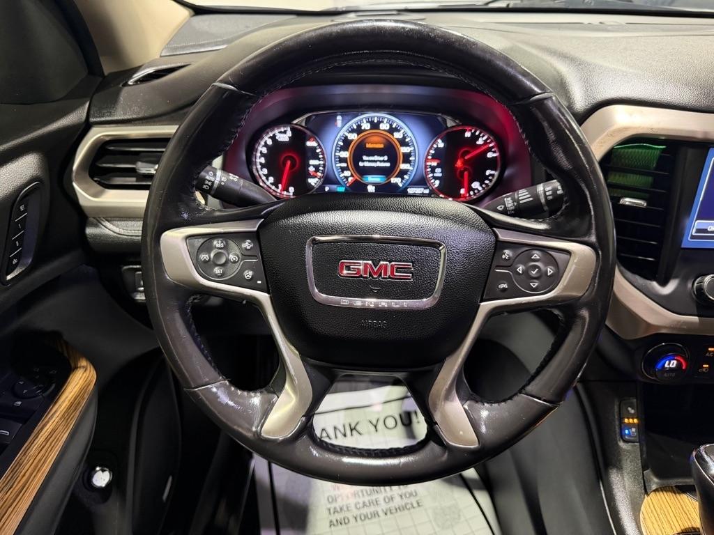 GMC Acadia Denali 2019