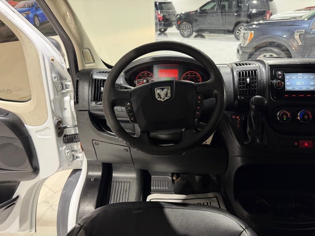 RAM Promaster 1500 Low Roof Tradesman 136-in. WB 2018