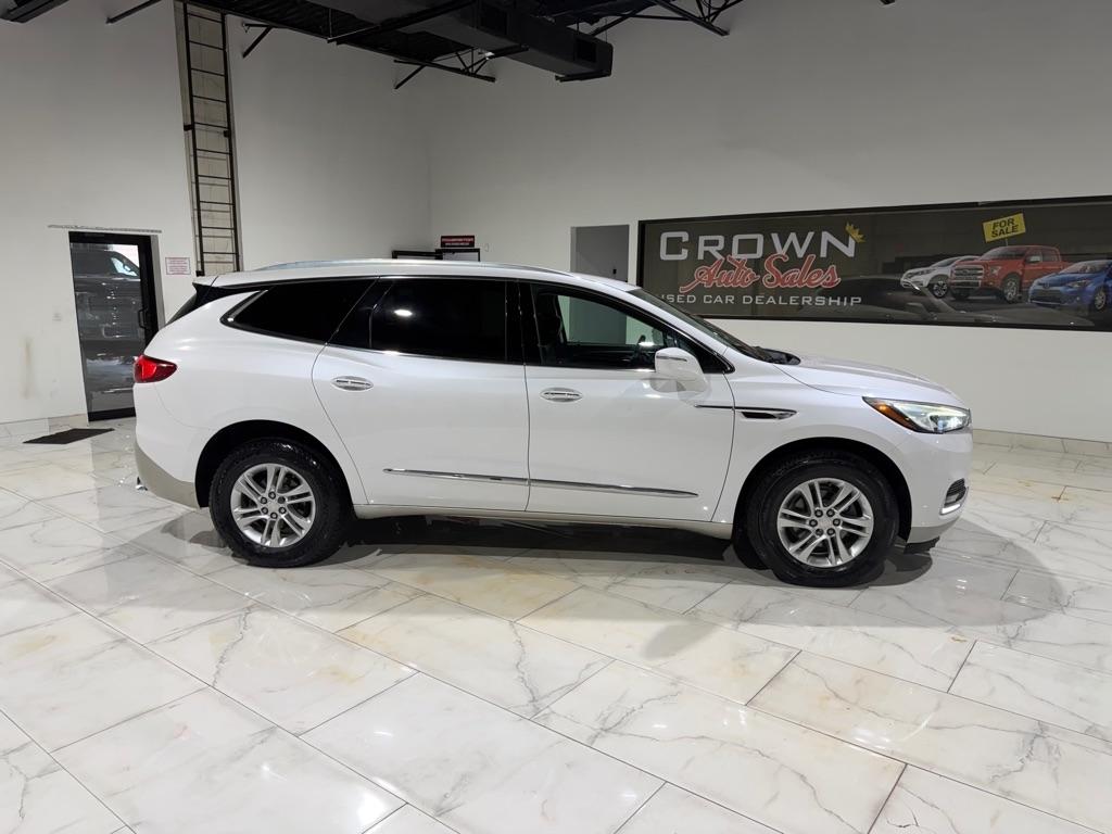 Buick Enclave Essence FWD 2018