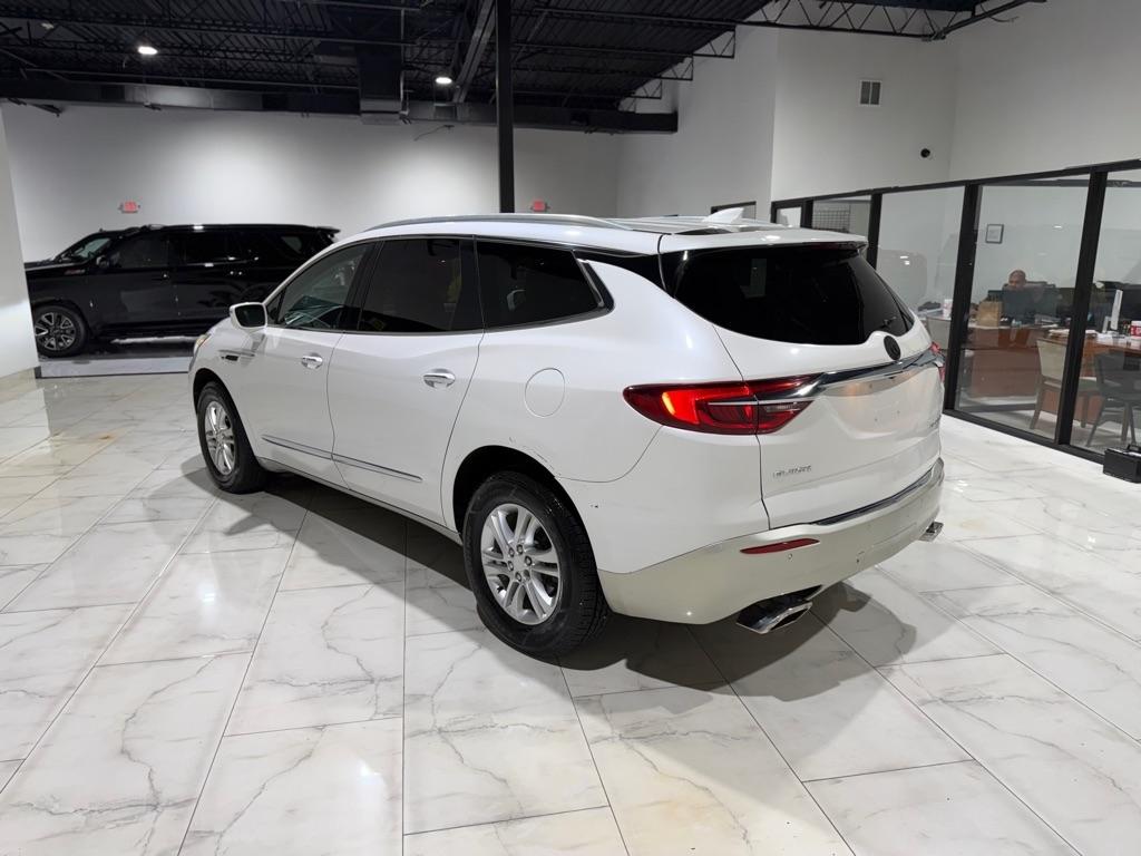 Buick Enclave Essence FWD 2018