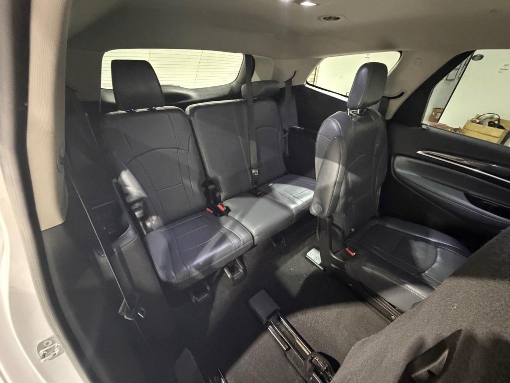 Buick Enclave Essence FWD 2018