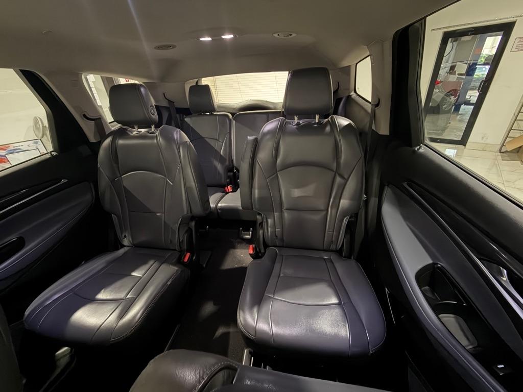 Buick Enclave Essence FWD 2018
