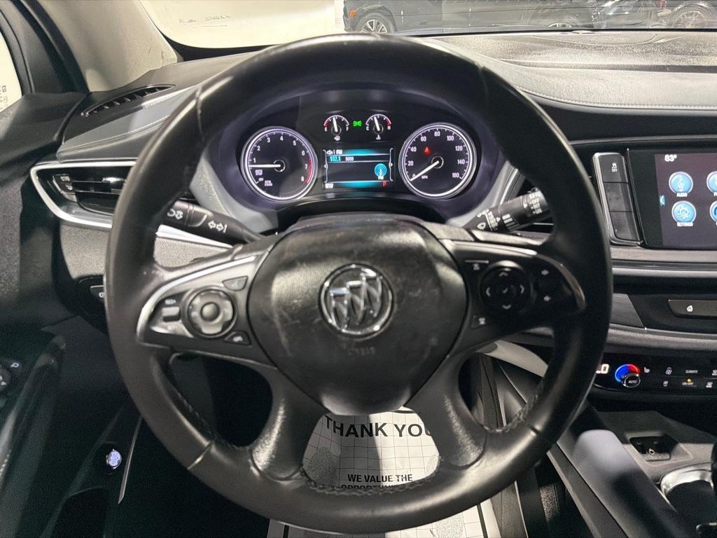 Buick Enclave Essence FWD 2018